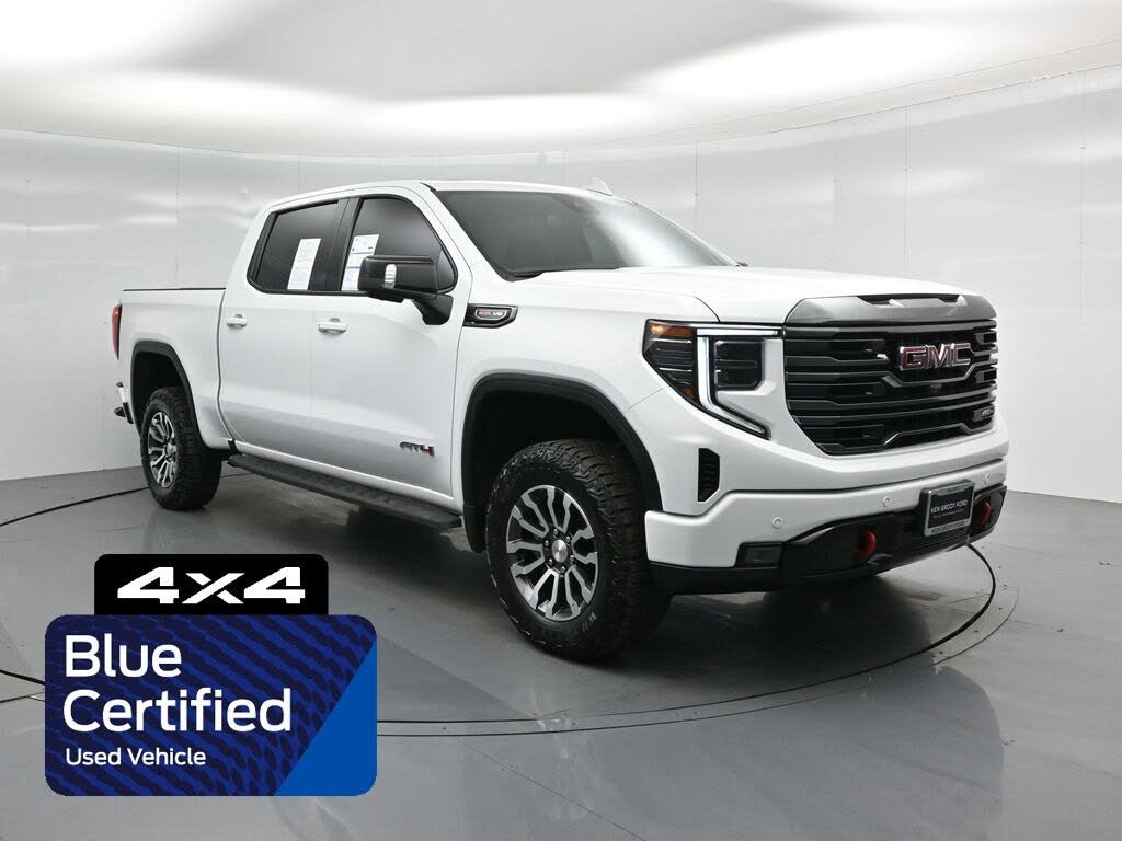 2023 GMC Sierra 1500 AT4 Crew Cab 4WD