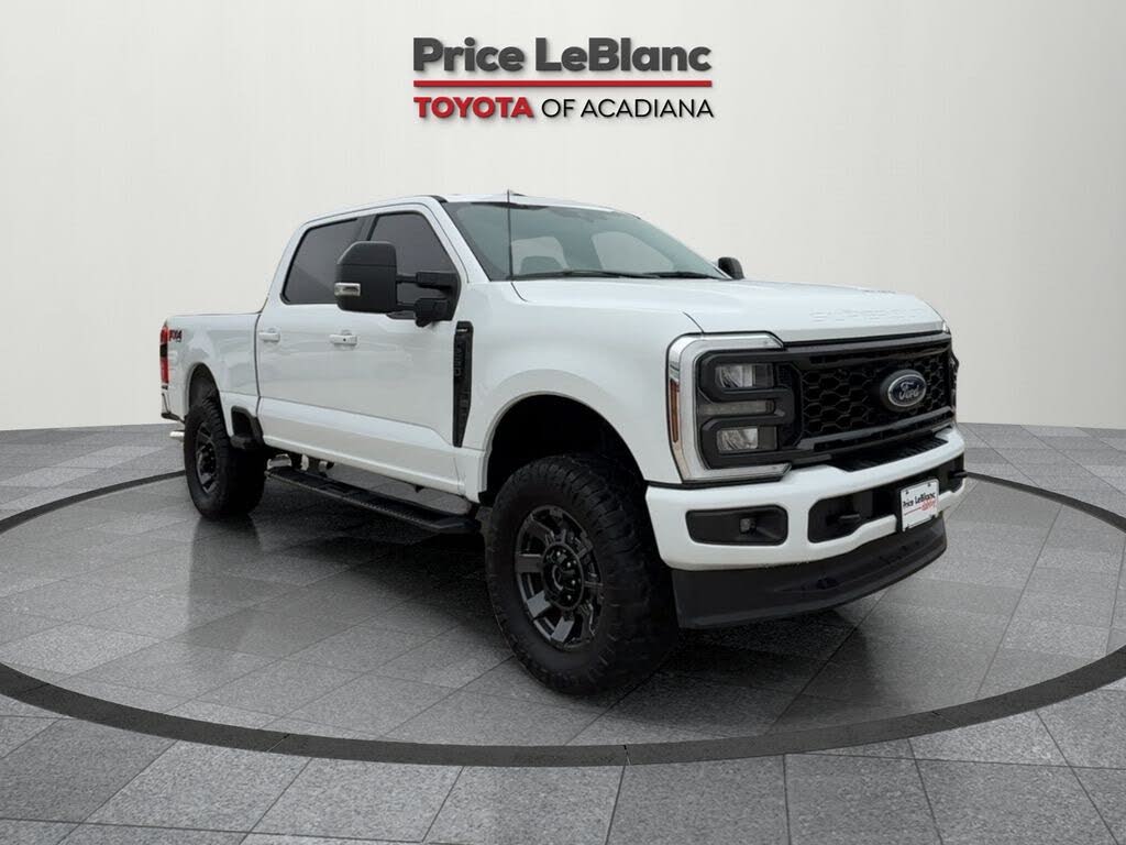 2024 Ford F-250 Super Duty Lariat Crew Cab 4WD