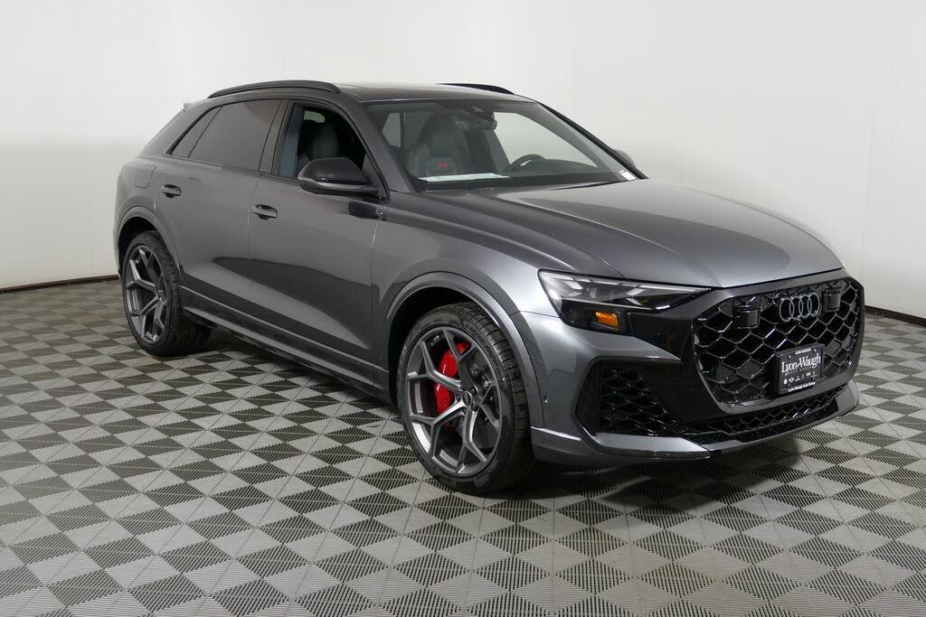 2025 Audi RS Q8 4.0T quattro Performance