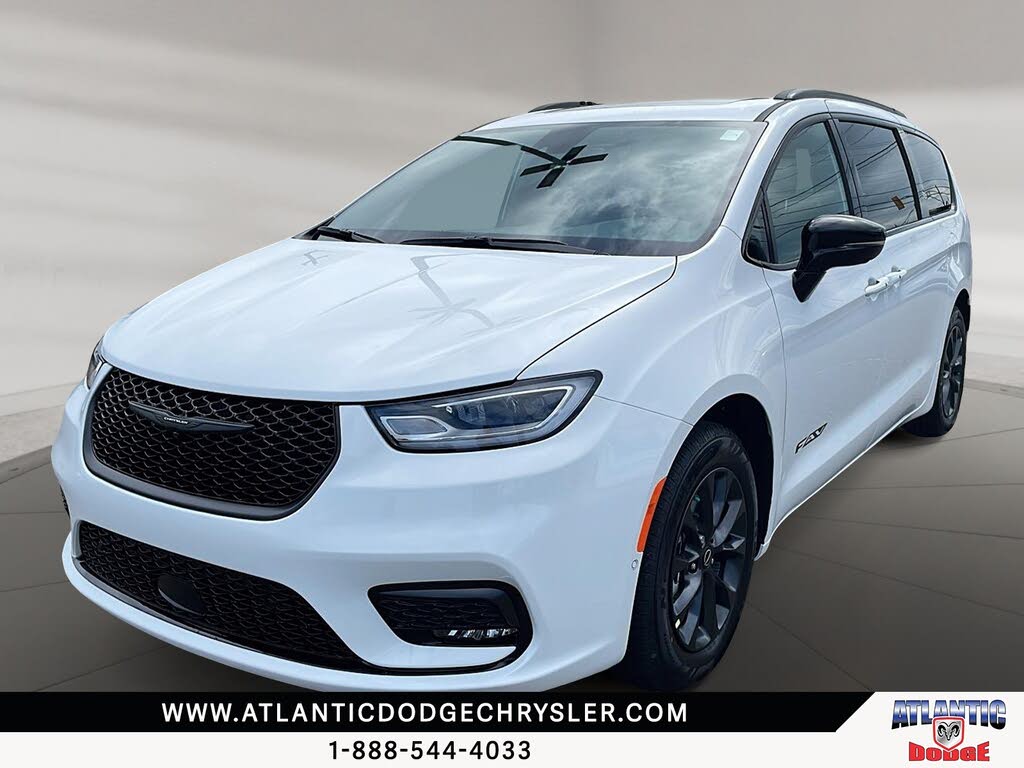 Chrysler Pacifica Select FWD 2025