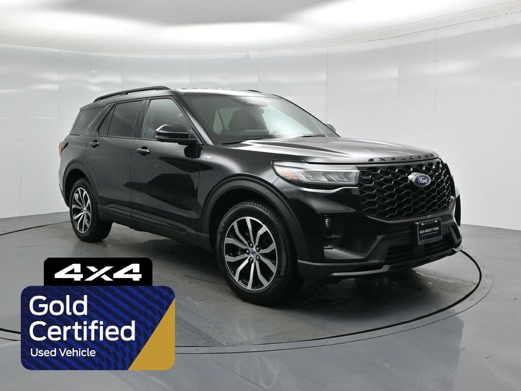 2025 Ford Explorer ST-Line AWD