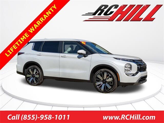 2025 Mitsubishi Outlander SE FWD