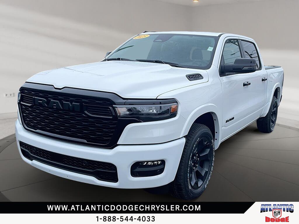 RAM 1500 Big Horn Crew Cab 4WD 2025