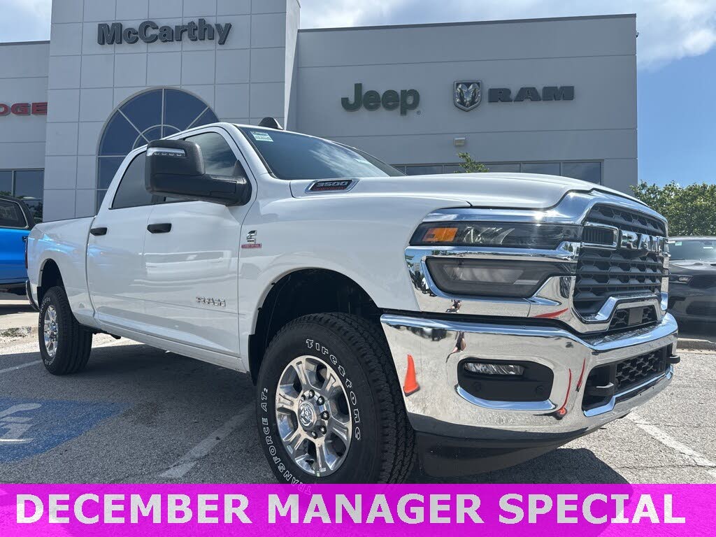 2025 RAM 3500 Big Horn Crew Cab 4WD