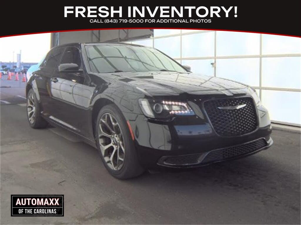 2018 Chrysler 300 Touring RWD