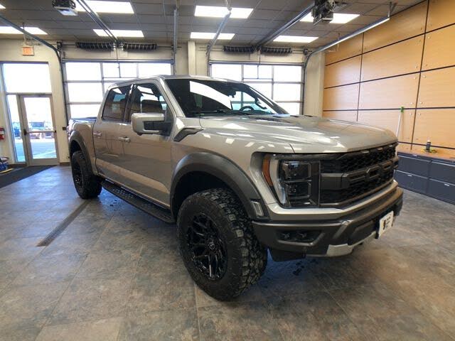 2022 Ford F-150 Raptor SuperCrew 4WD