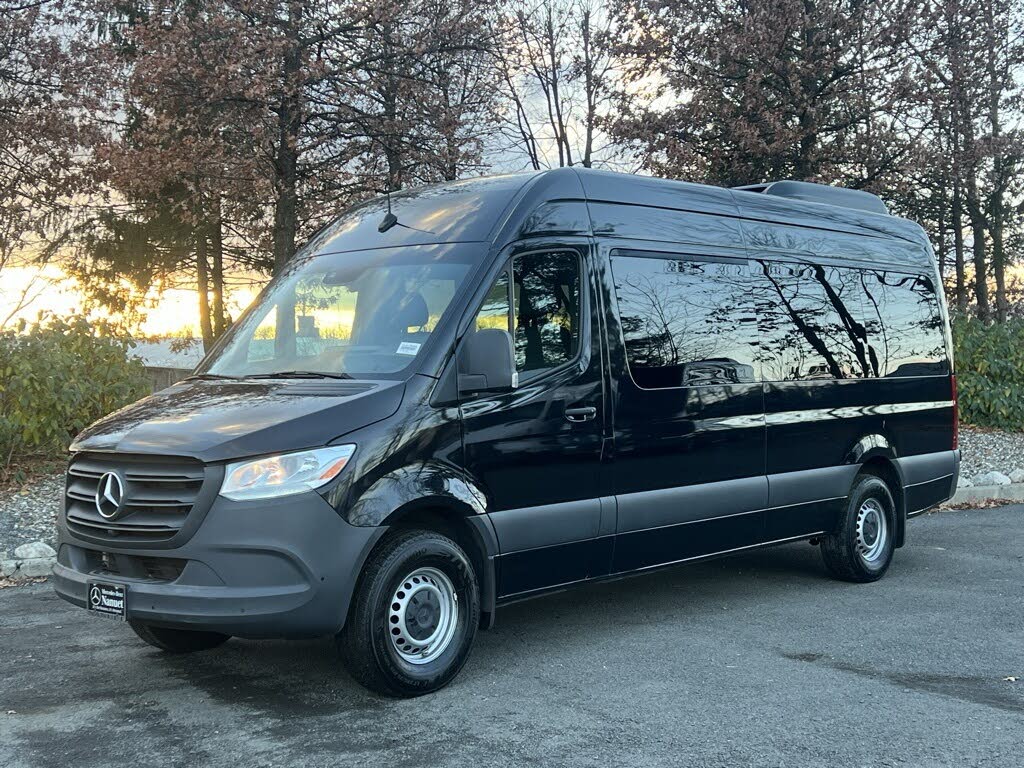 2024 Mercedes-Benz Sprinter 2500 170 High Roof Passenger Van RWD