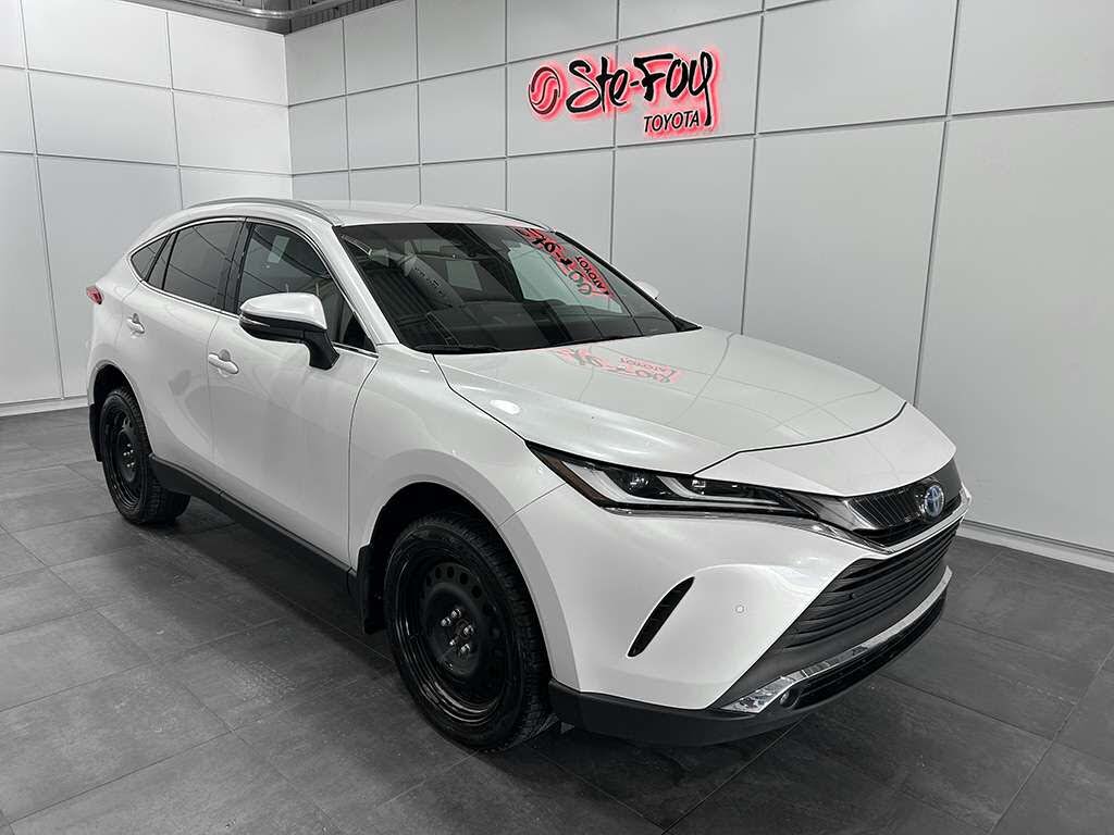 Toyota Venza XLE AWD 2024