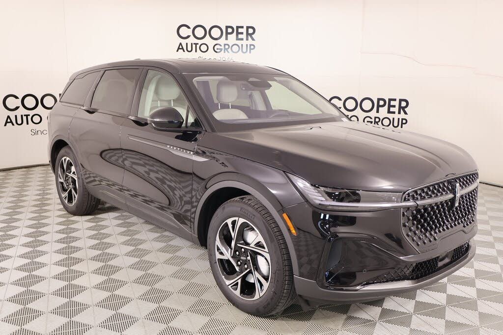 2026 Lincoln Nautilus Hybrid Premiere AWD