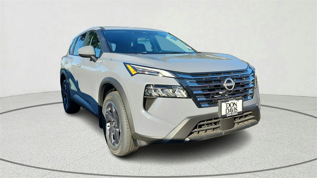 2026 Nissan Rogue SV FWD