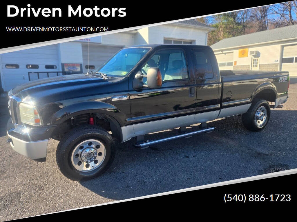 2005 Ford F-250 Super Duty XLT Extended Cab LB 4WD
