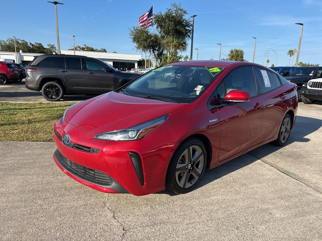2019 Toyota Prius Limited FWD