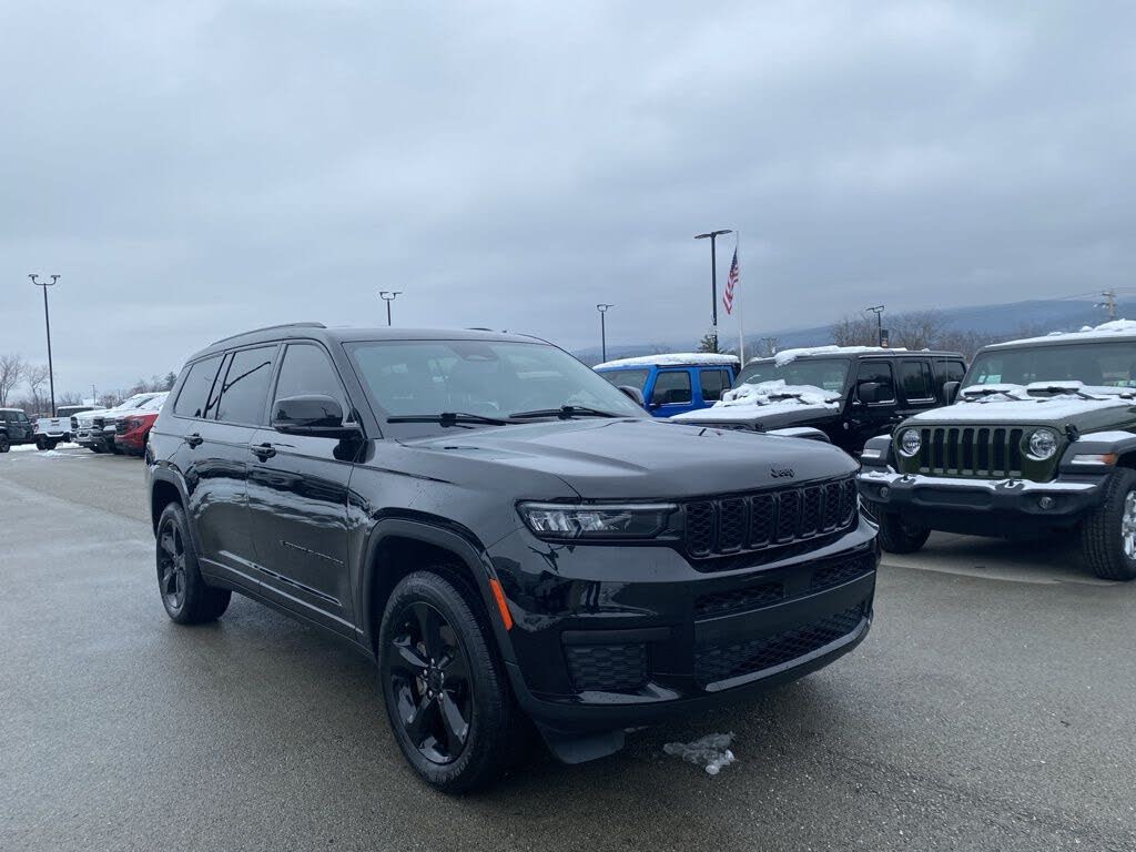 2021 Jeep Grand Cherokee L Altitude 4WD