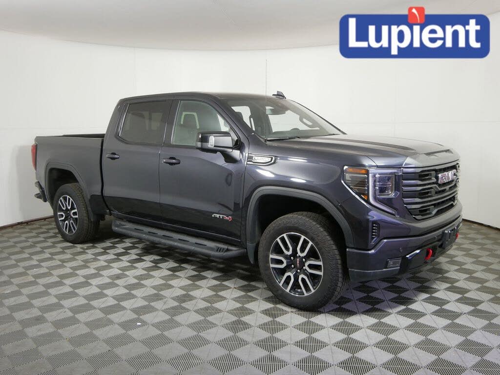 2023 GMC Sierra 1500 AT4 Crew Cab 4WD
