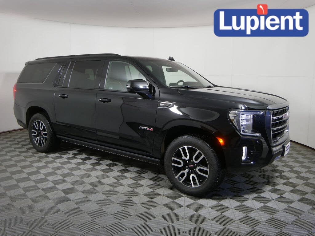 2023 GMC Yukon XL AT4 4WD