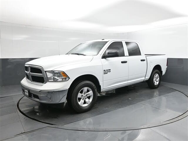 2023 RAM 1500 Classic Tradesman Crew Cab 4WD