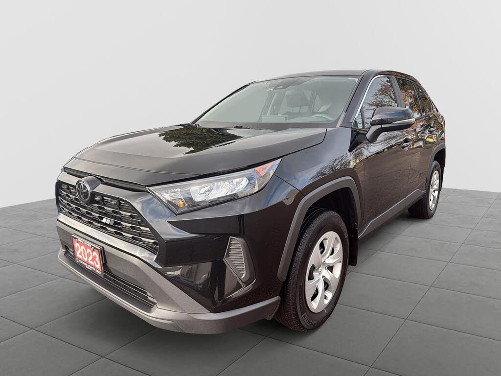 Toyota RAV4 LE AWD 2023