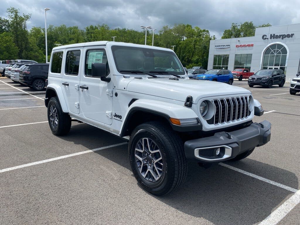 2025 Jeep Wrangler Sahara 4-Door 4WD