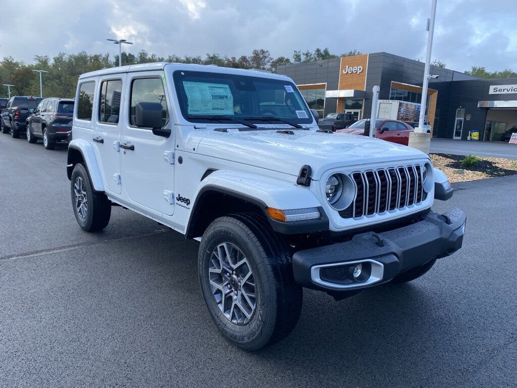 2025 Jeep Wrangler Sahara 4-Door 4WD