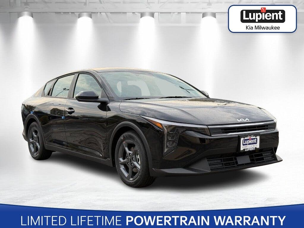 2025 Kia K4 LXS FWD