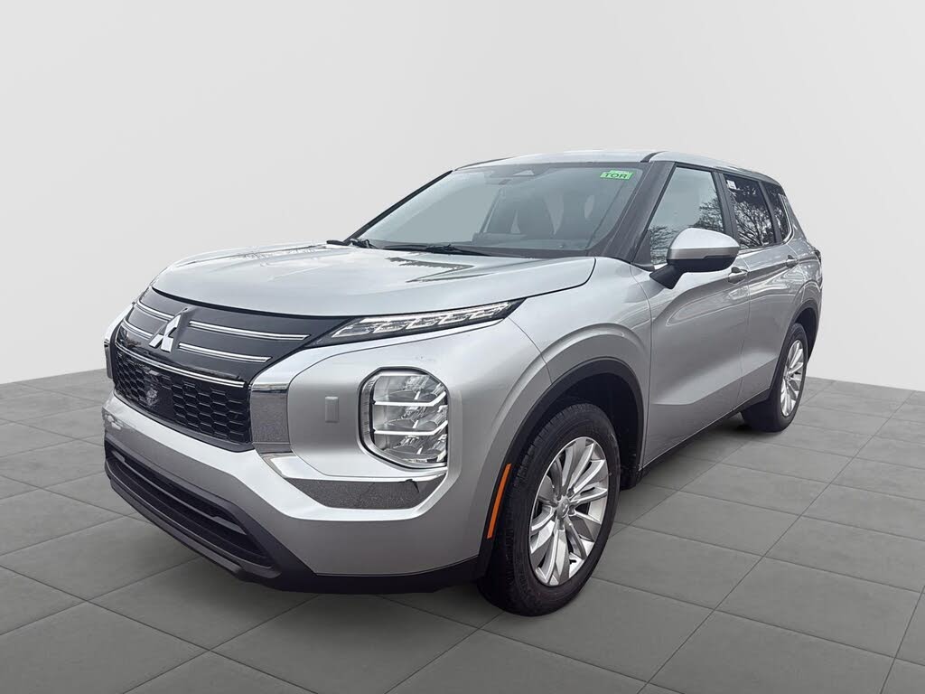 2026 Mitsubishi Outlander ES S-AWC