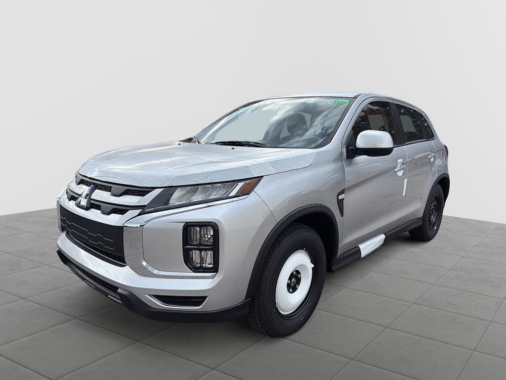 2026 Mitsubishi RVR ES FWD