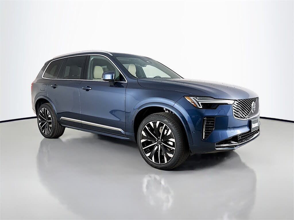 2026 Volvo XC90 B6 Plus 7-Passenger AWD
