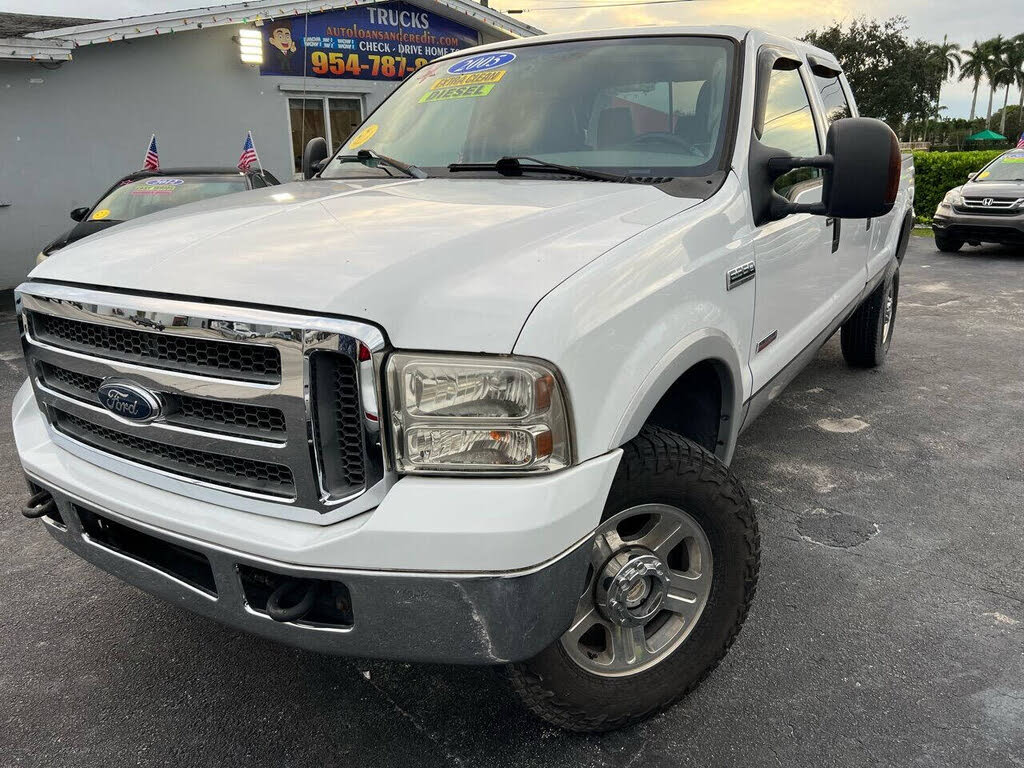 2005 Ford F-350 Super Duty Lariat Crew Cab LB 4WD