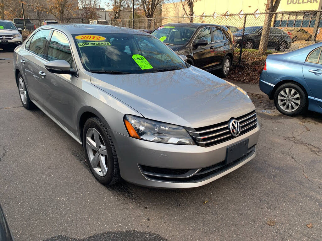 2012 Volkswagen Passat SE