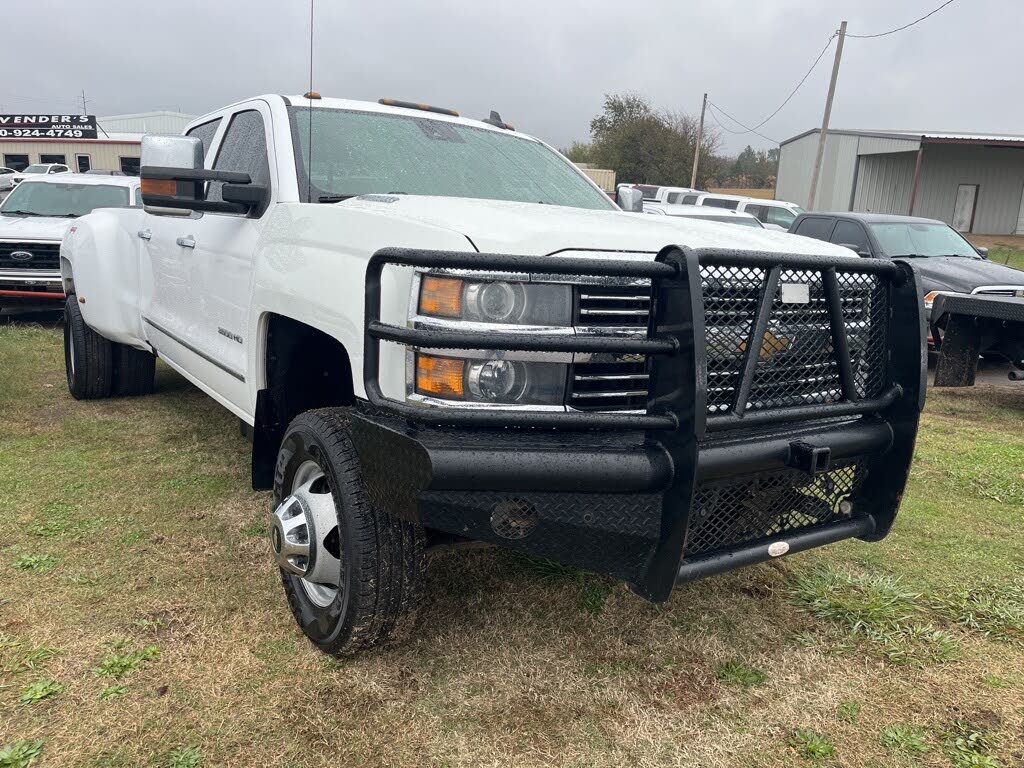 2015 Chevrolet Silverado 3500HD LTZ Crew Cab 4WD