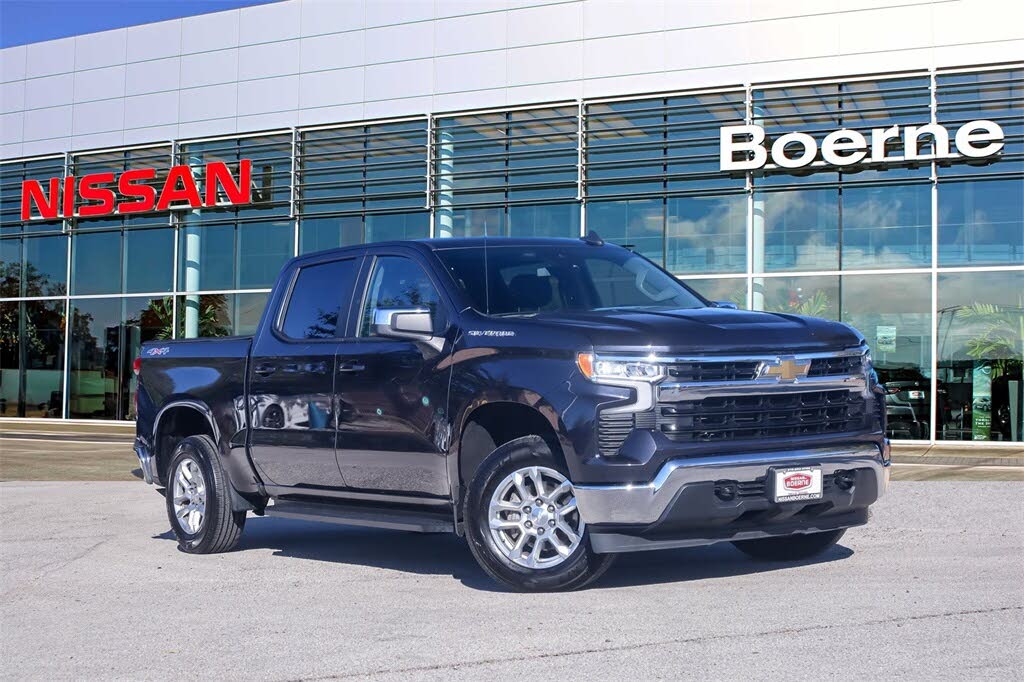 2022 Chevrolet Silverado 1500 LT Crew Cab 4WD