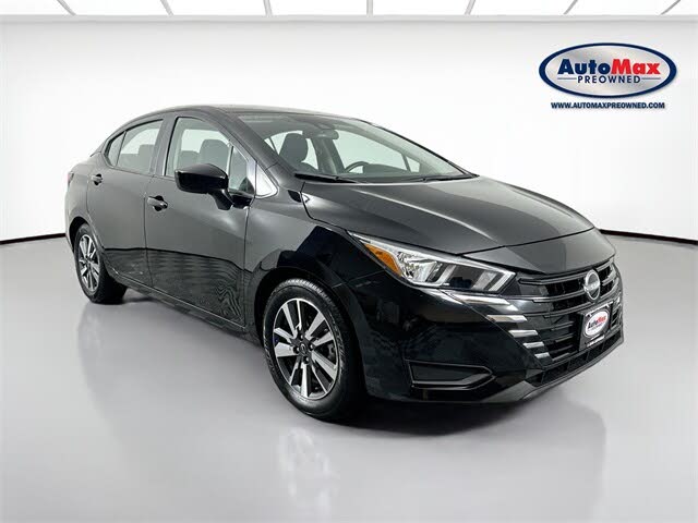 2023 Nissan Versa SV FWD