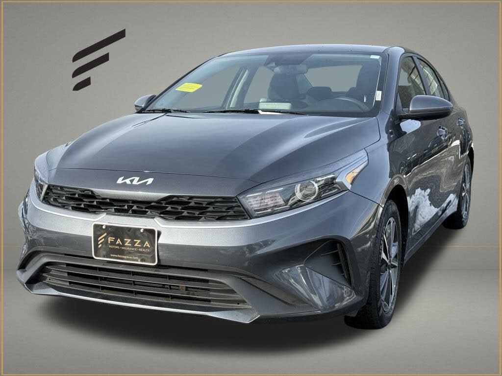 2024 Kia Forte LXS FWD