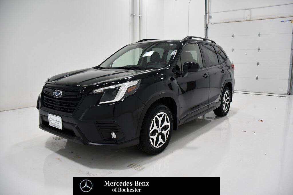 2024 Subaru Forester Premium Crossover AWD