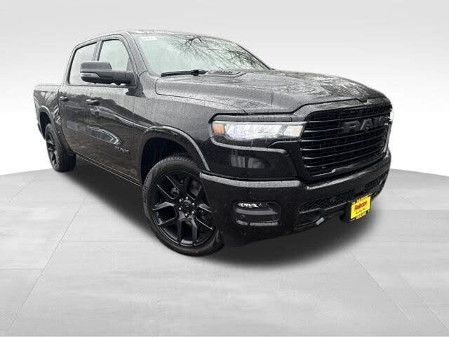 2026 RAM 1500 Laramie Crew Cab 4WD