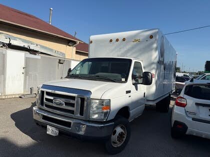 2013 Ford E-Series Chassis E-350 Super Duty 138 Cutaway RWD