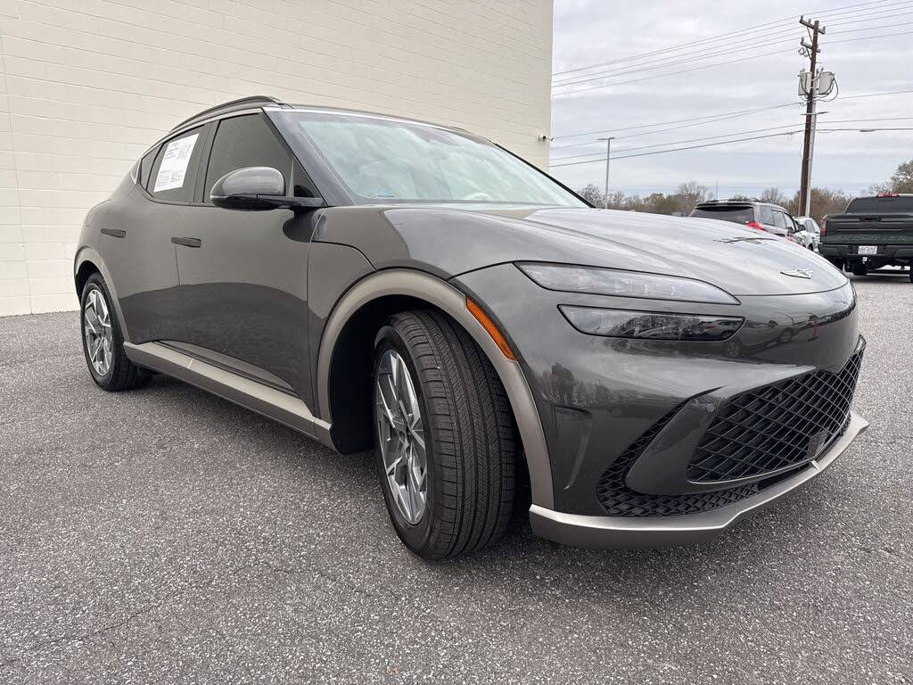 2024 Genesis GV60 Standard FWD