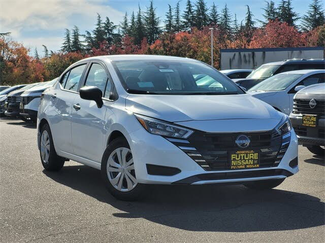 2025 Nissan Versa S FWD