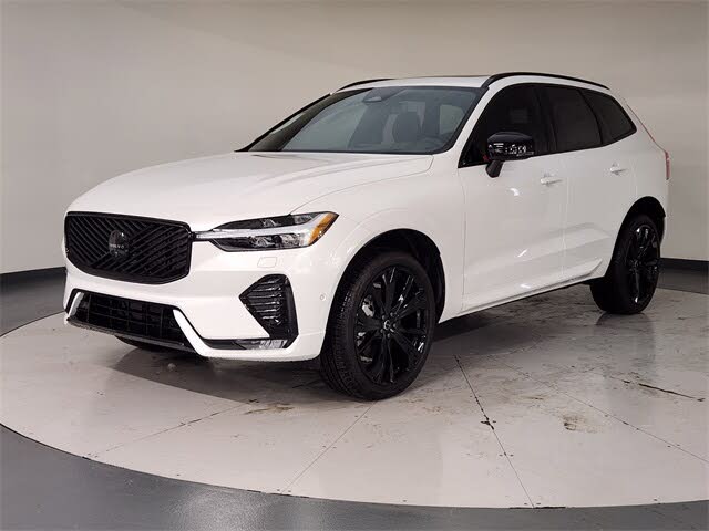 2026 Volvo XC60 B5 Ultra Black Edition AWD