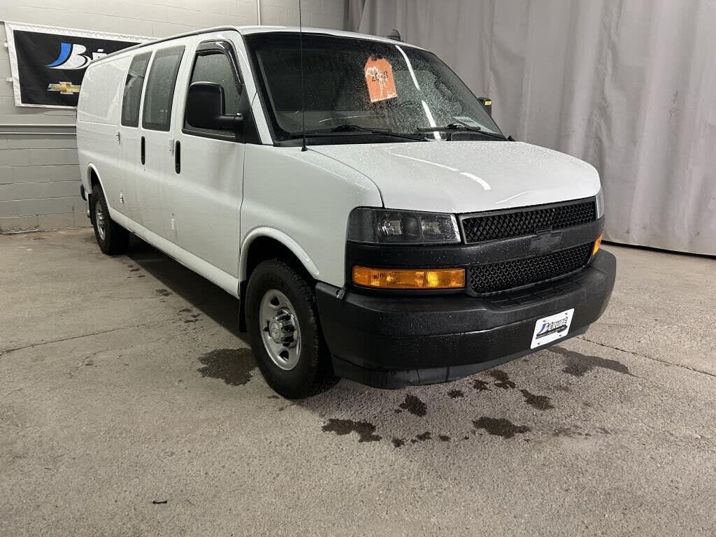 2018 Chevrolet Express Cargo 2500 Extended RWD