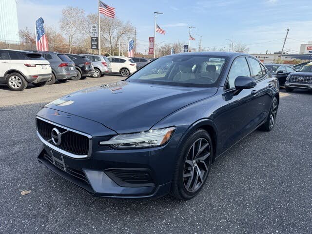 2020 Volvo S60 T6 Momentum AWD