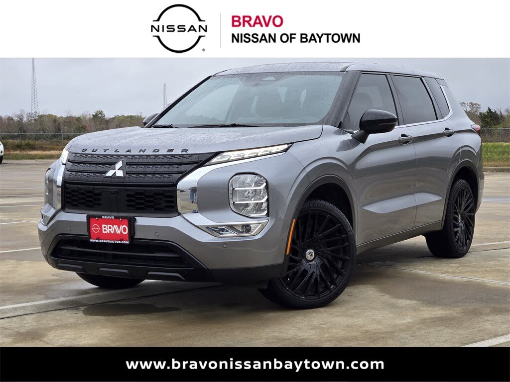 2023 Mitsubishi Outlander SEL FWD