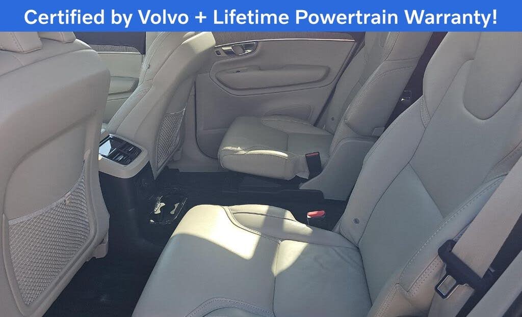 2023 Volvo XC90 Recharge T8 Ultimate Bright Theme 6-Passenger eAWD