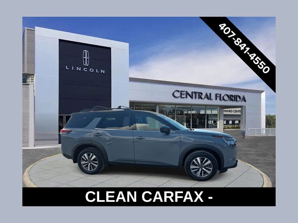 2024 Nissan Pathfinder SL 4WD