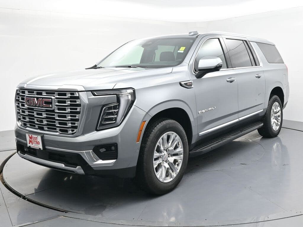 2025 GMC Yukon XL Denali 4WD