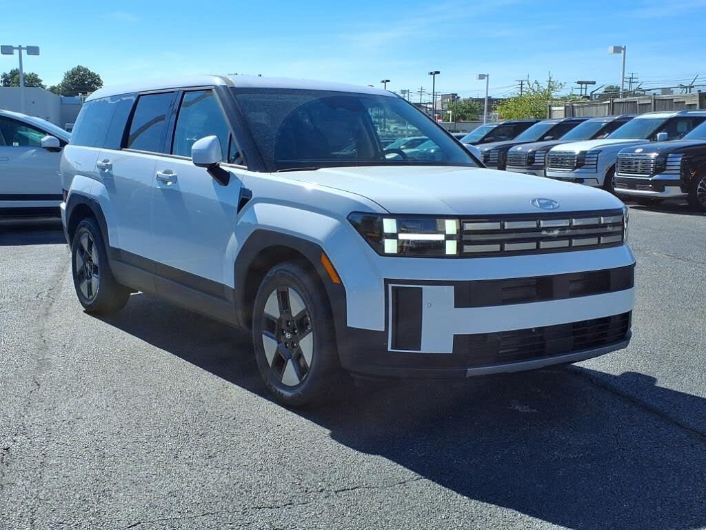 2026 Hyundai Santa Fe Hybrid SE FWD