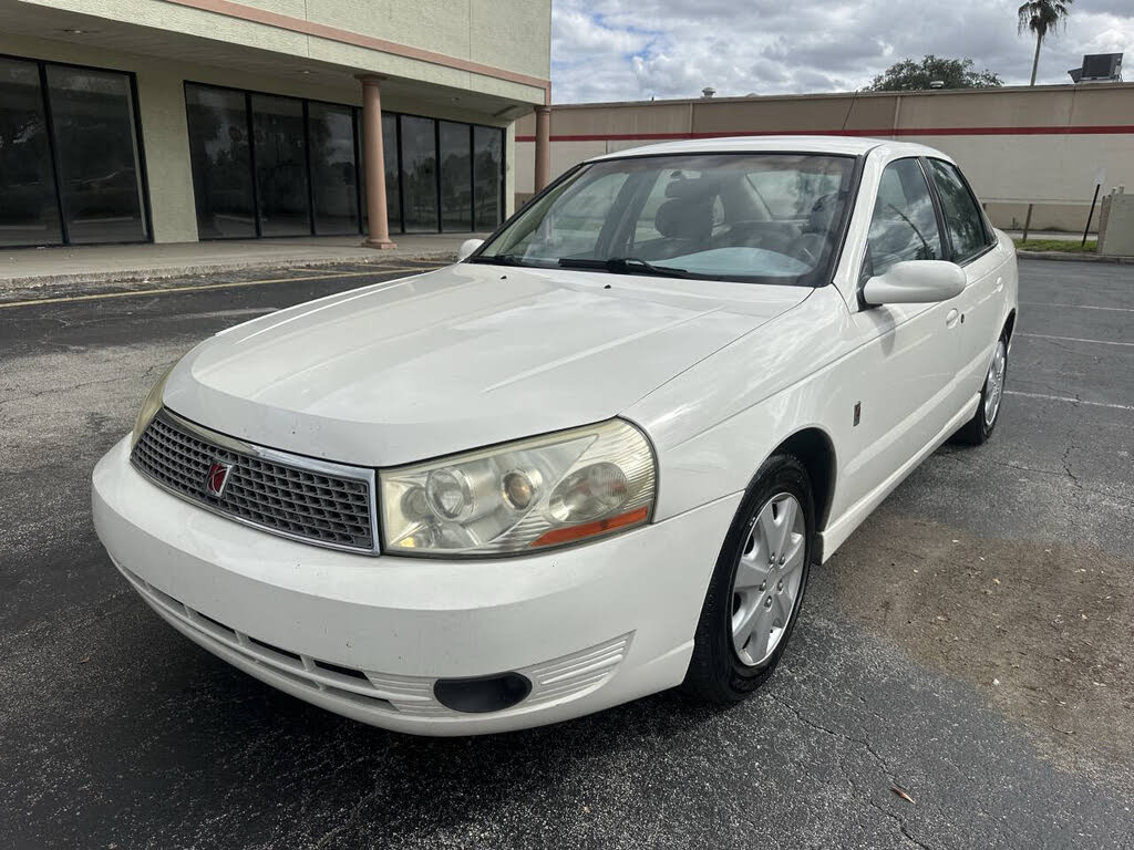 2003 Saturn L-Series 4 Dr L200 Sedan