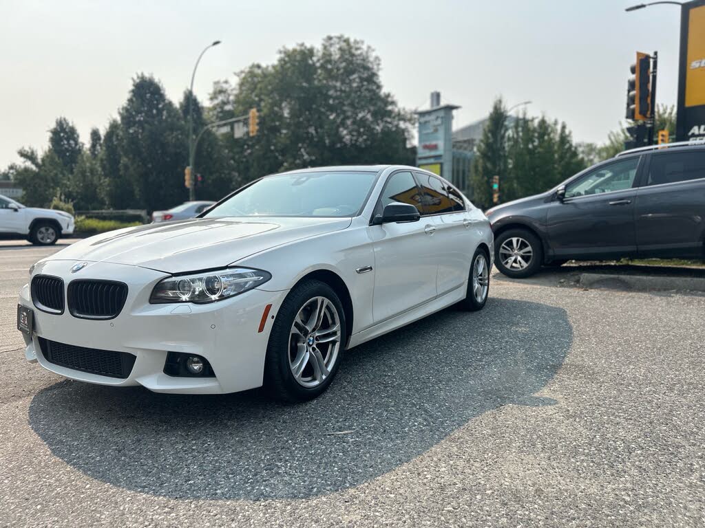 BMW 5 Series 528i xDrive Sedan AWD 2015
