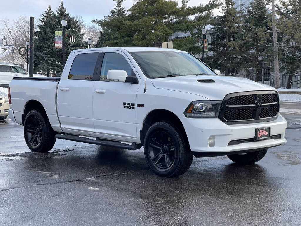 2017 RAM 1500 Sport Crew Cab 4WD