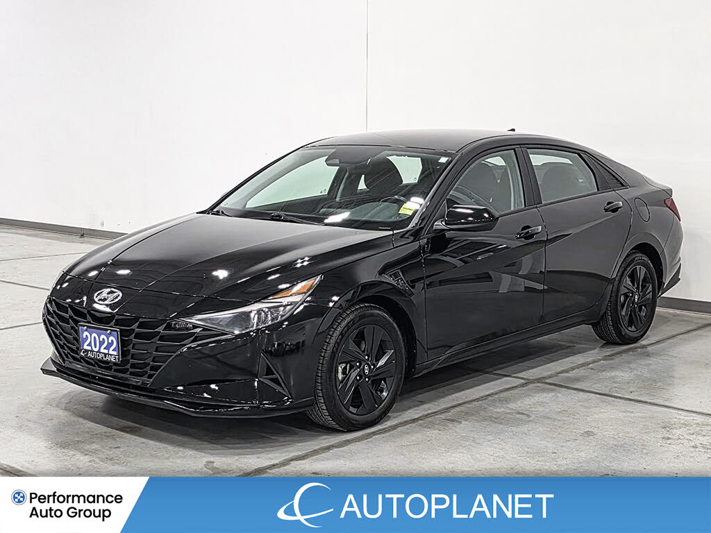 Hyundai Elantra Preferred FWD 2022